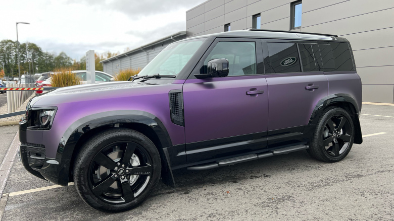 Land Rover Defender 3.0 D350 X-Dynamic SE 110 5dr Auto Diesel Estate